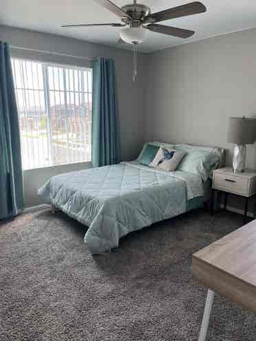4 Rooms for Professionals