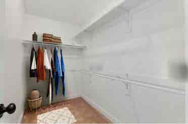 Dedicated Co-Living House!