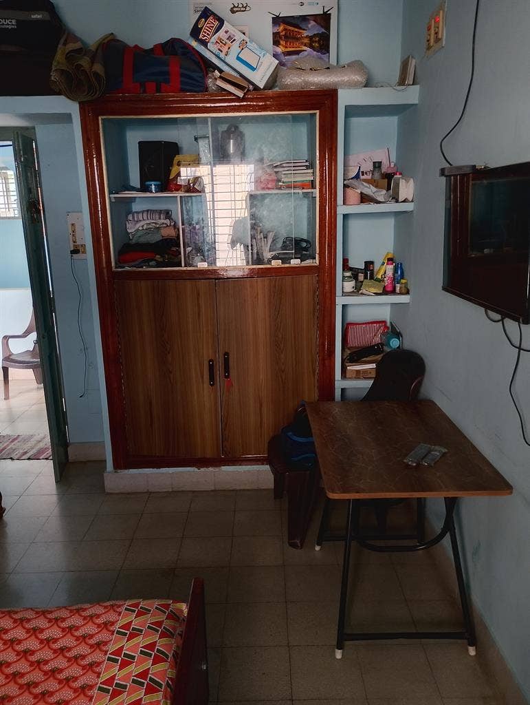 Vegetarian Room mate Required