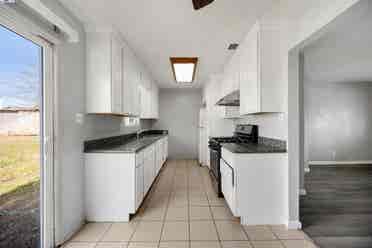 Shared House