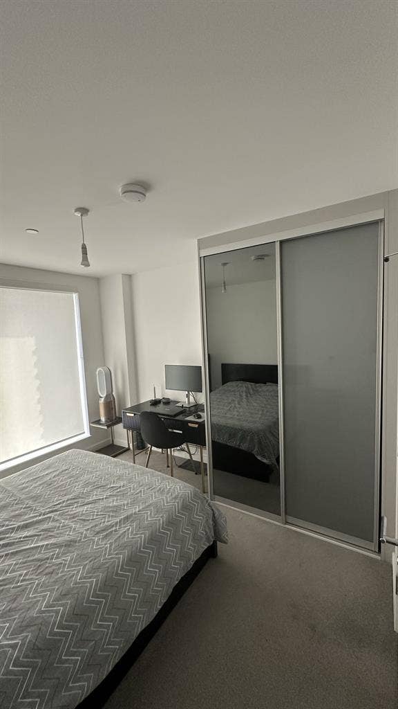 Ensuite room for renting in Acton