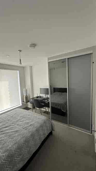 Ensuite room for renting in Acton