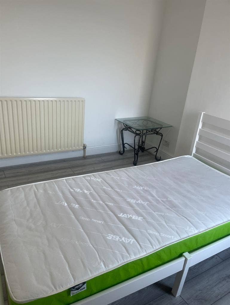 Double room available Plumstead