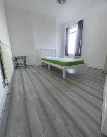 Double room available Plumstead