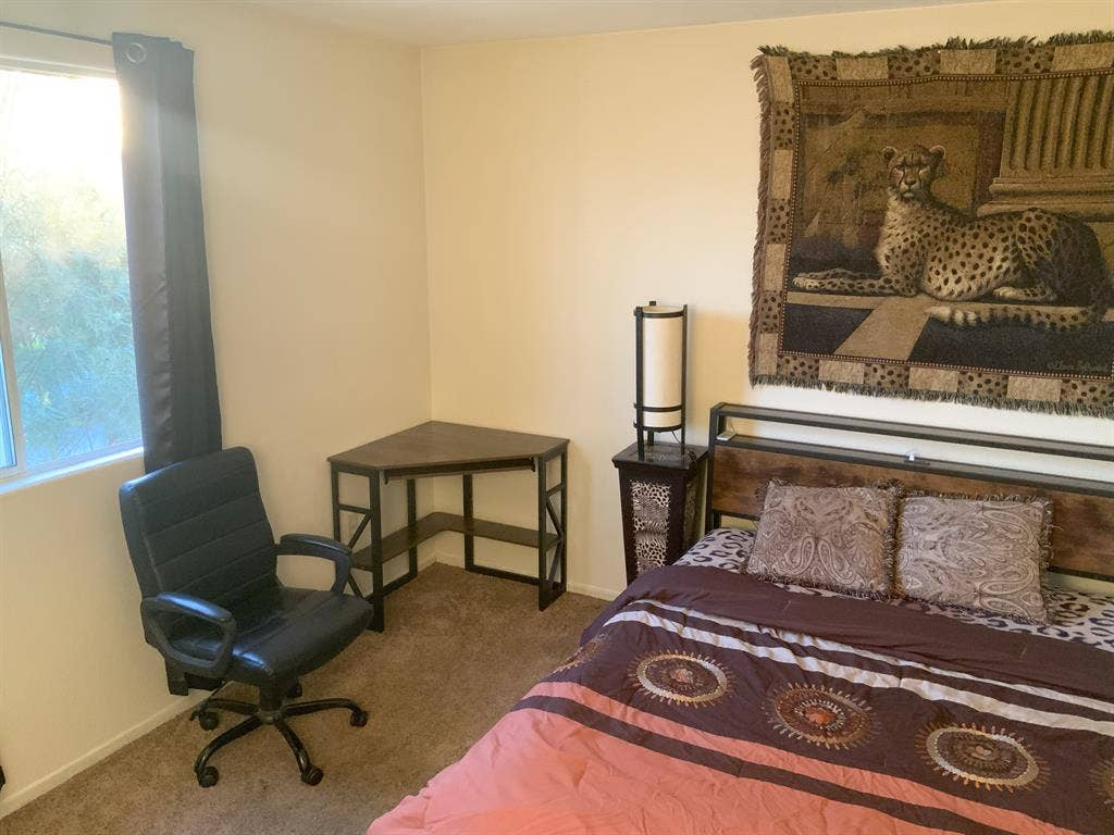 ROOM HAS BEEN RENTED
