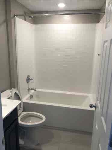 Bath 
w/garage