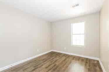 Private Room available. Lithonia