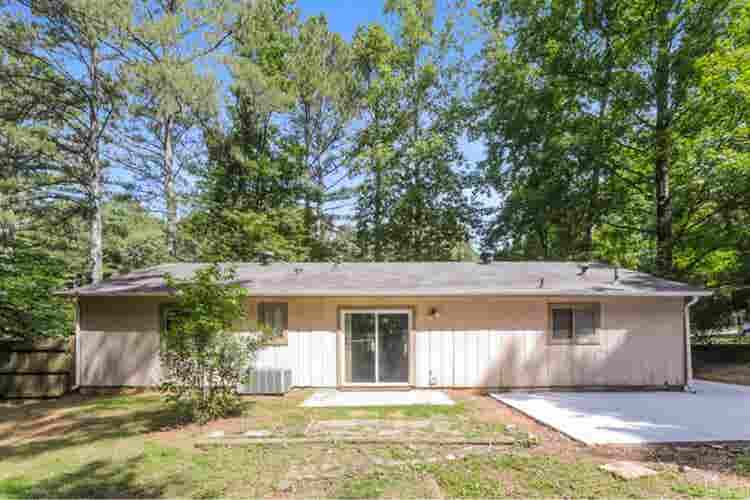 Private Room available. Lithonia