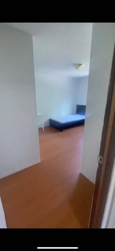 $ sublet spacious room