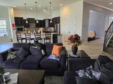 Luxury Living! Pool, Hot Tub, & 5G