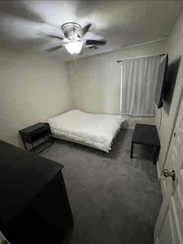 Room near downtown tolleson