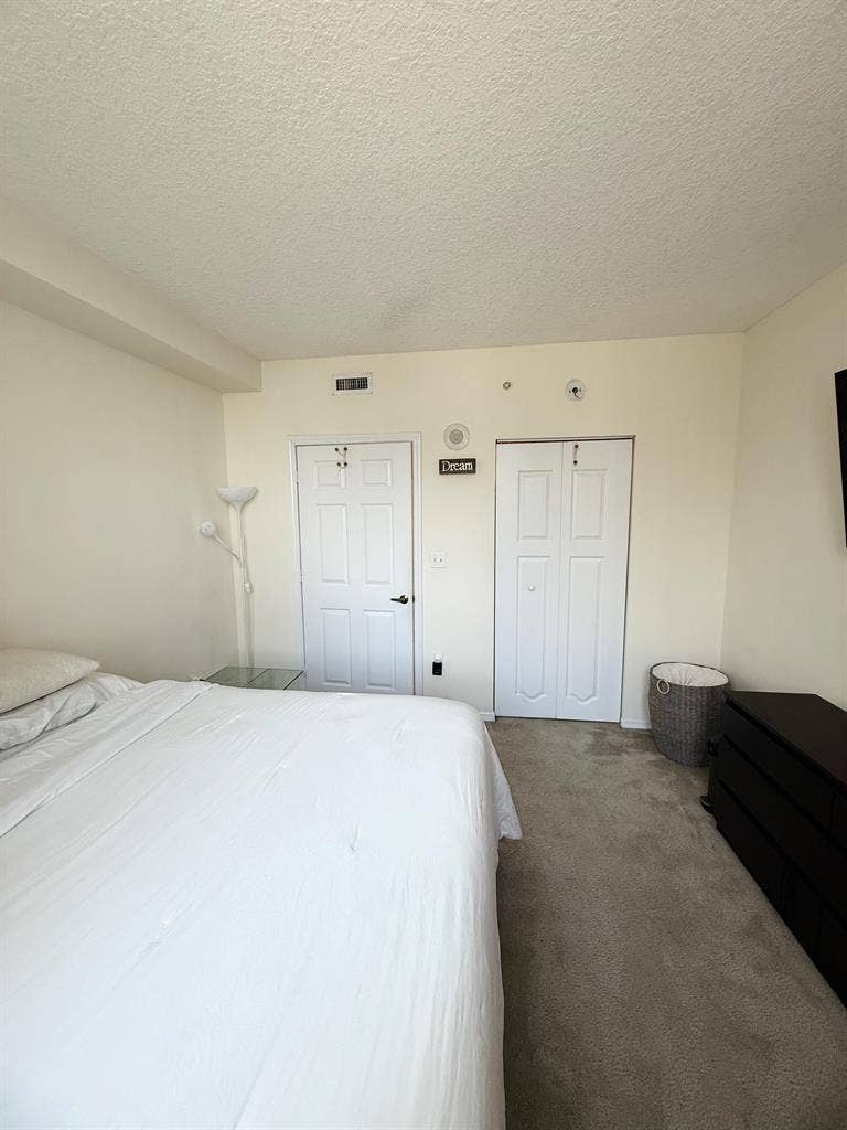 Furnished room for rent!