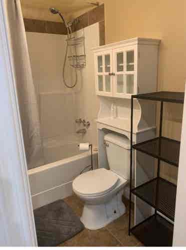 White Rock Suite - Upper - /mth