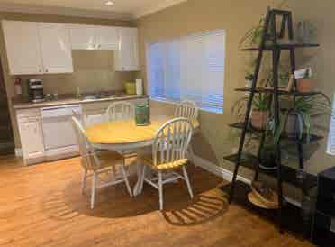 White Rock Suite - Upper - /mth