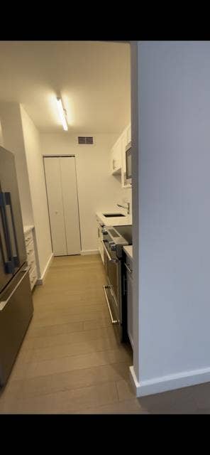 Bath Luxury Highrise Apt