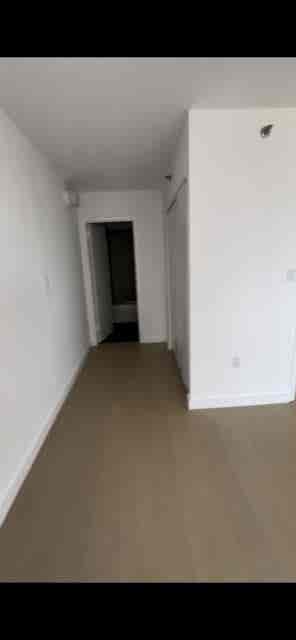 Bath Luxury Highrise Apt