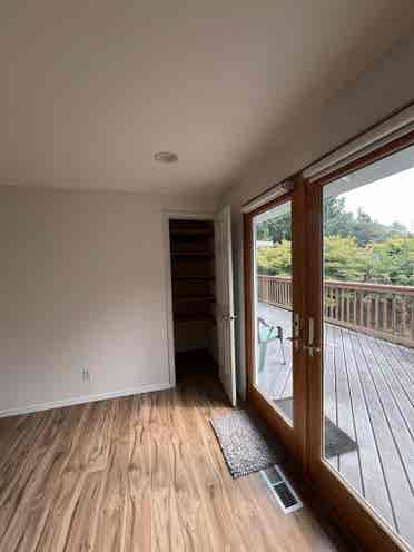 Private Room in Green Oasis w/ Deck