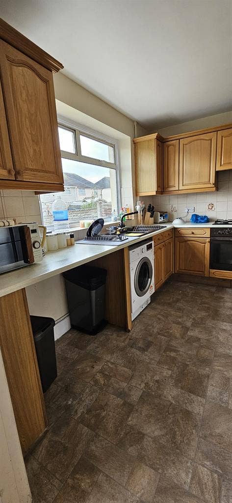 Double Room For Rent