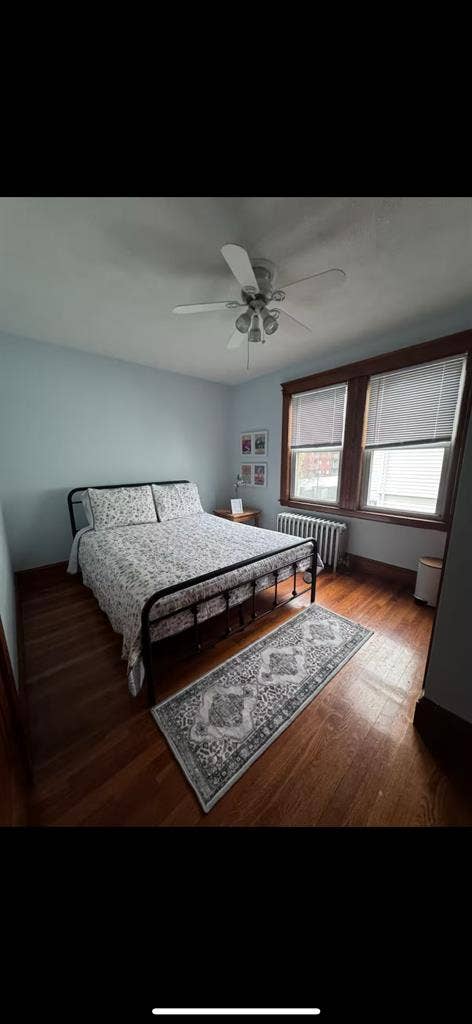Bedroom available in Medford