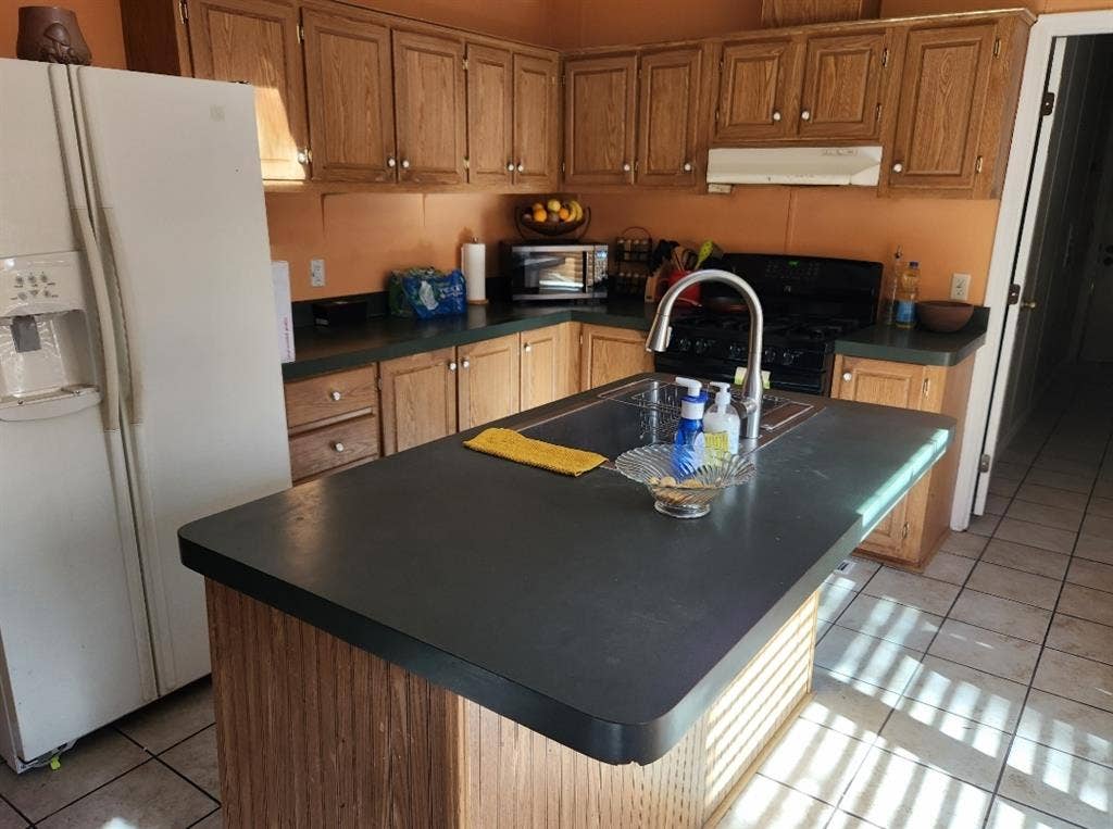 Furnished Room 6 minutes to NAU