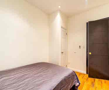 💜 Spacious & Furnished SUBLET 💜