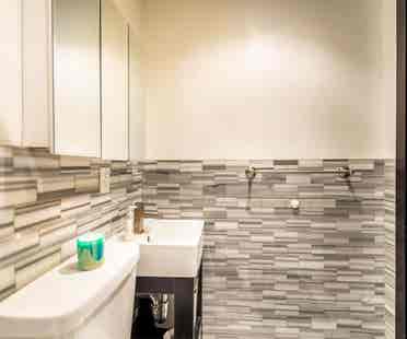 💜 Spacious & Furnished SUBLET 💜