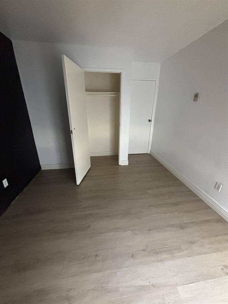 Escondido Room