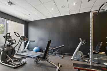 Furnished Condo - 1 Bedroom