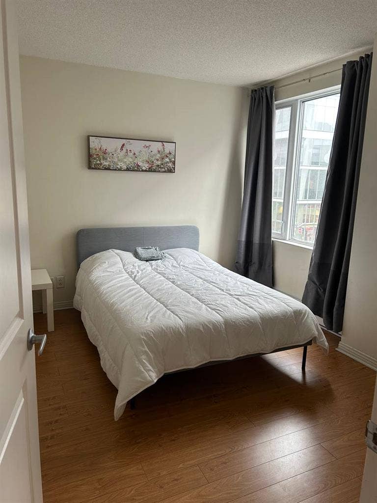 Furnished Condo - 1 Bedroom