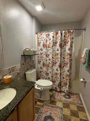 Two Furnished Rooms For One Tenant.
