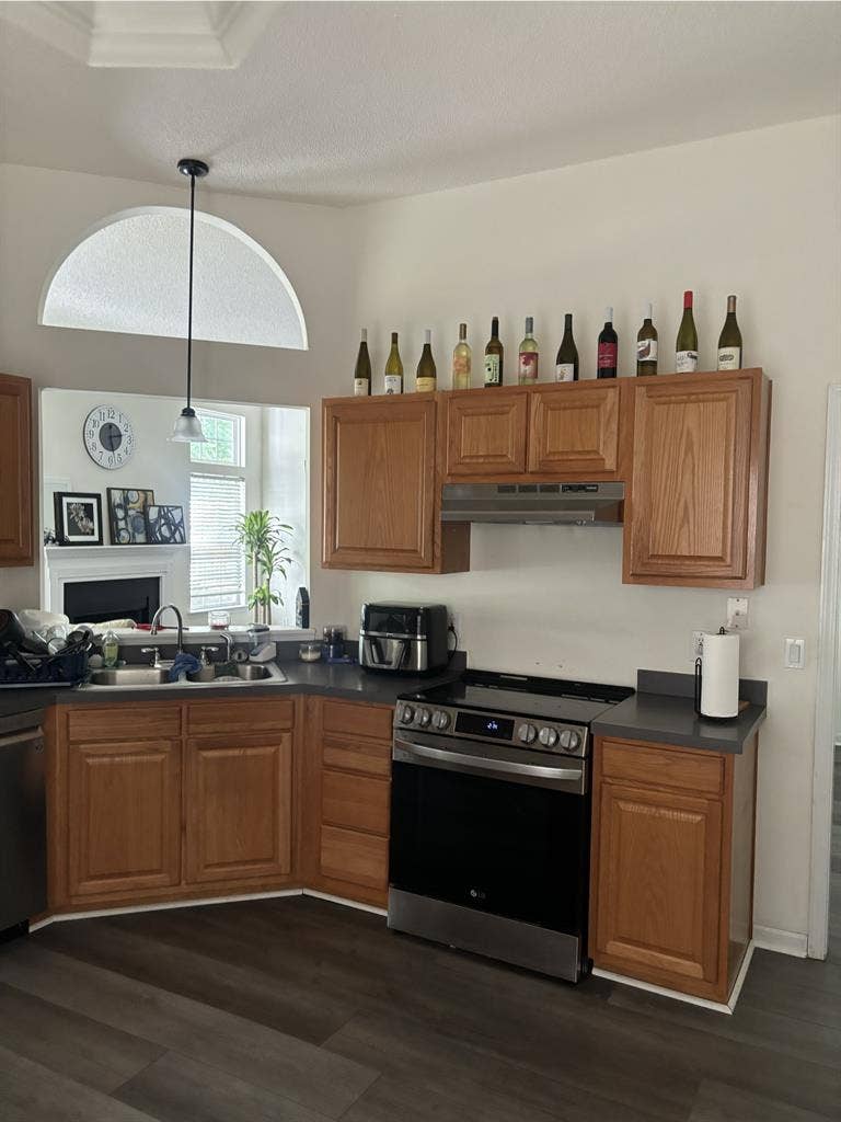 Looking for roomate
