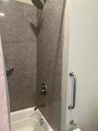 Luxury apartment, many ammenities!