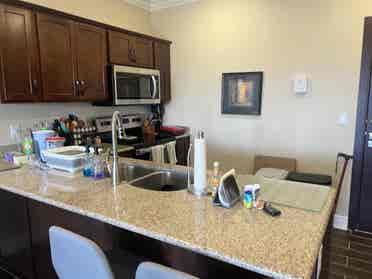 Luxury apartment, many ammenities!