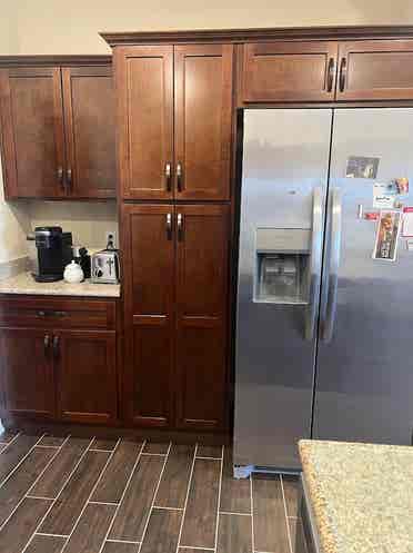 Luxury apartment, many ammenities!