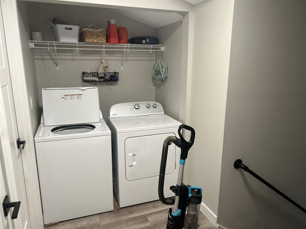 Bedrooms and 1 Private Bathroom