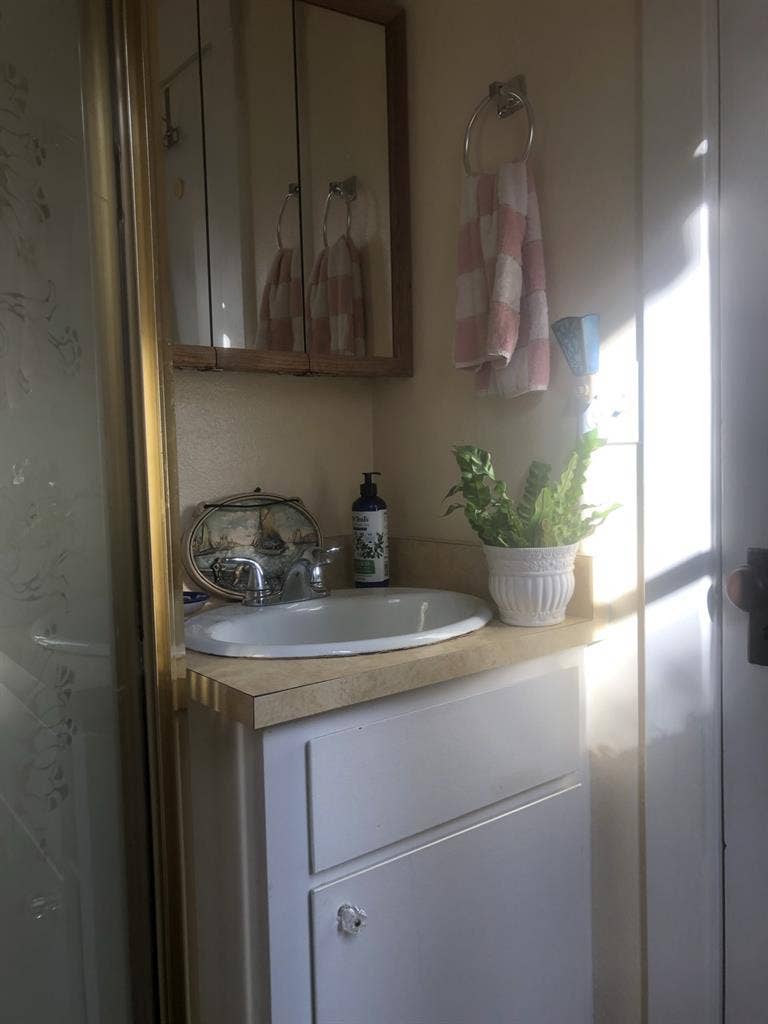 Furnished Room Private Bathroom