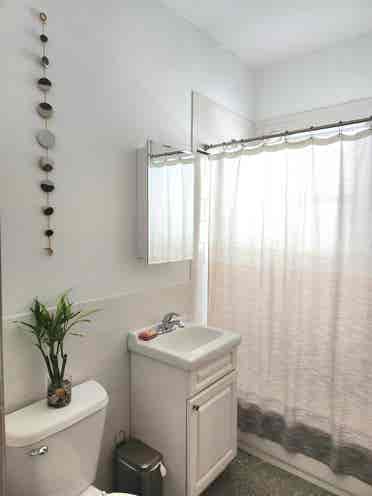 1 Br Available in 2 Br Townhouse