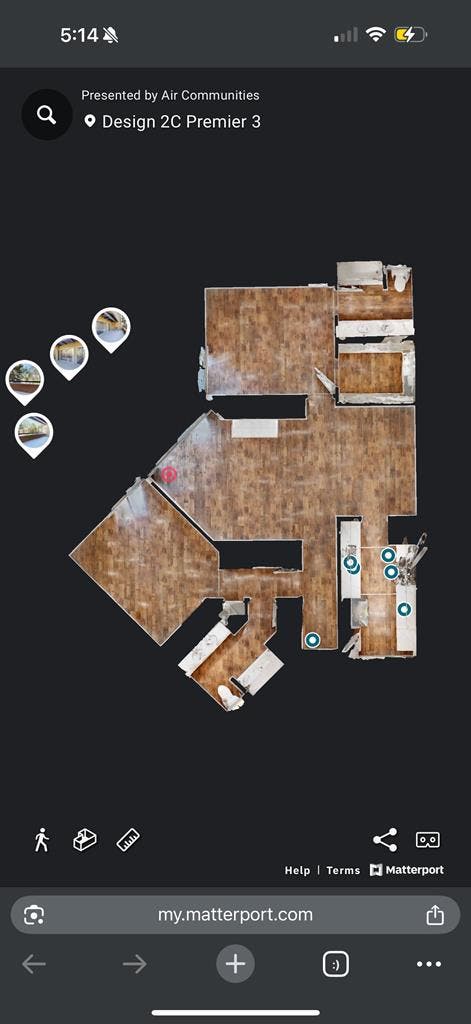 Master Suite Room 
& Private Bath!