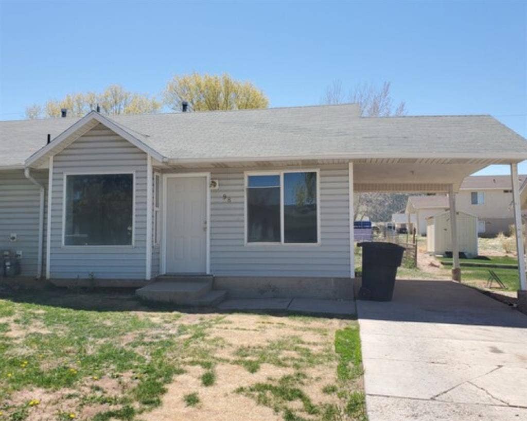 Looking for a roomate ASAP