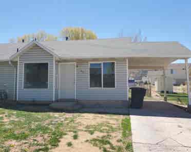 Looking for a roomate ASAP