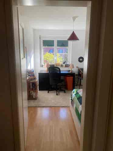 🛏️ Furnished Room – Available Now