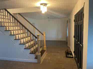 2 rooms, shared bath, living room