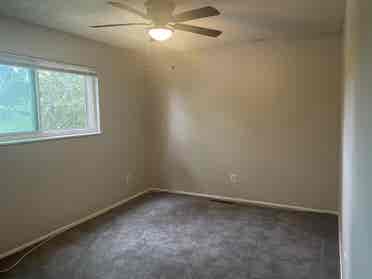 2 rooms, shared bath, living room