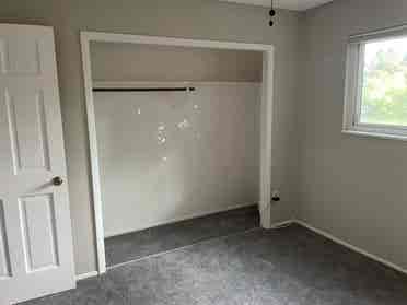 2 rooms, shared bath, living room