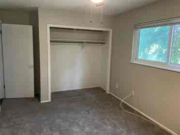 2 rooms, shared bath, living room