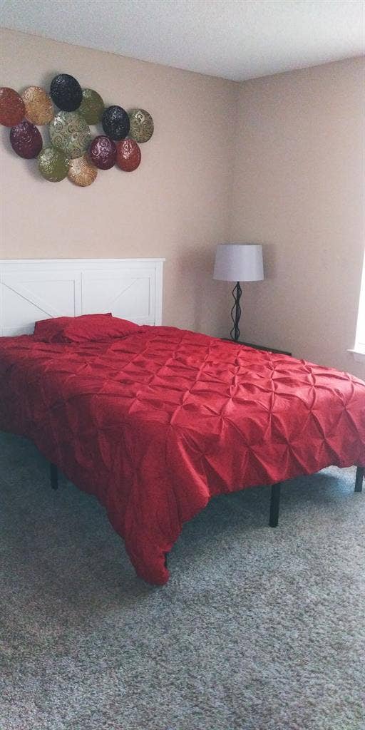 Private bedroom & bathroom for rent