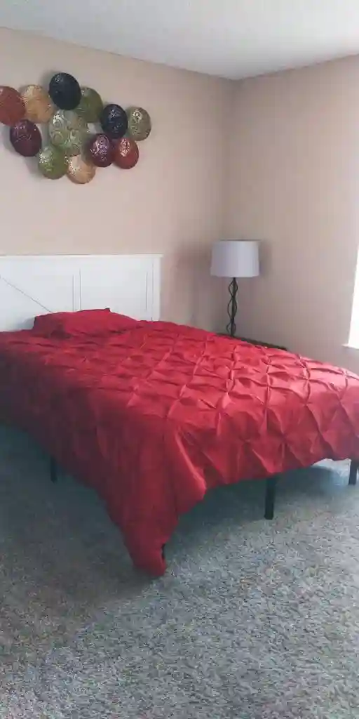 Private bedroom & bathroom for rent