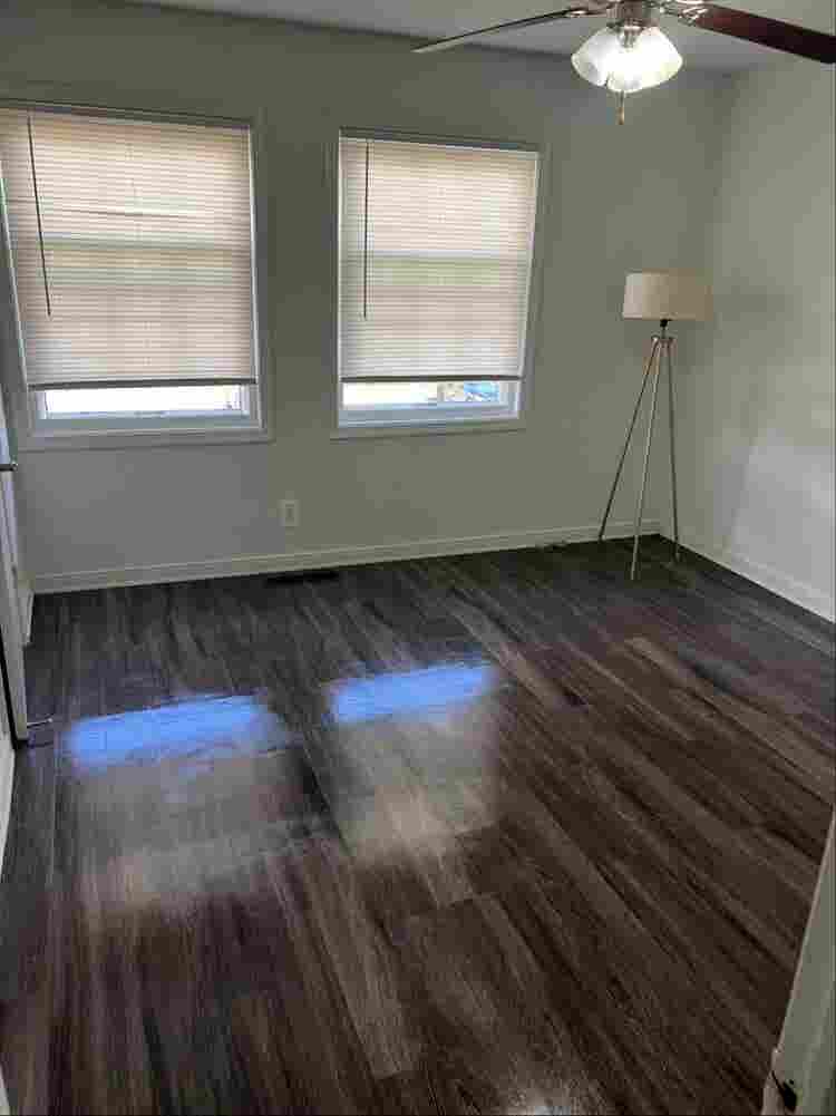 Unfurnished room for rent