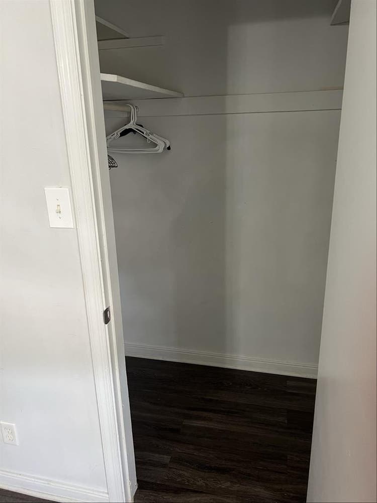 Unfurnished room for rent