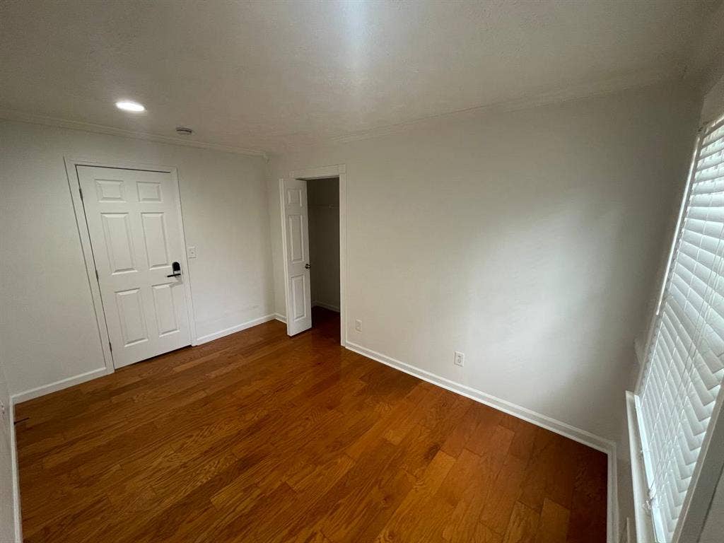 Private Room in Quiet Home